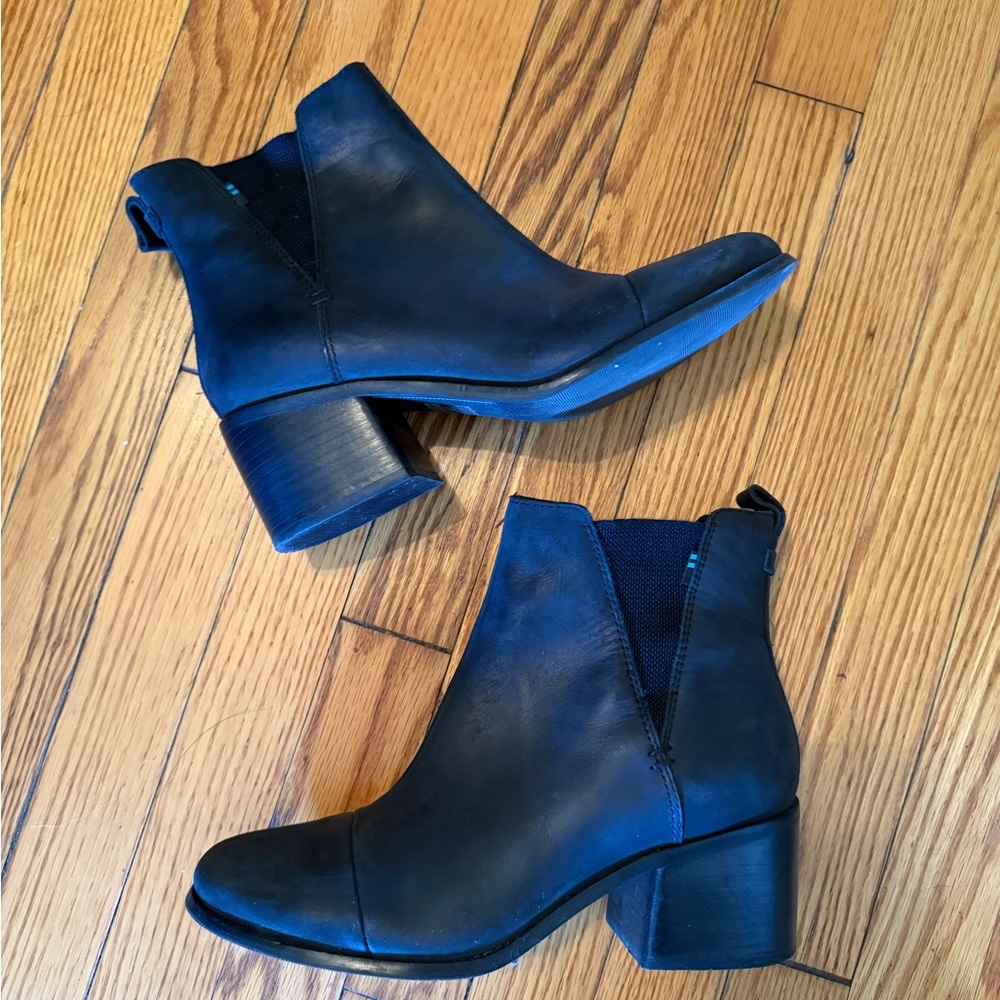 Toms Black Leather Ankle Booties